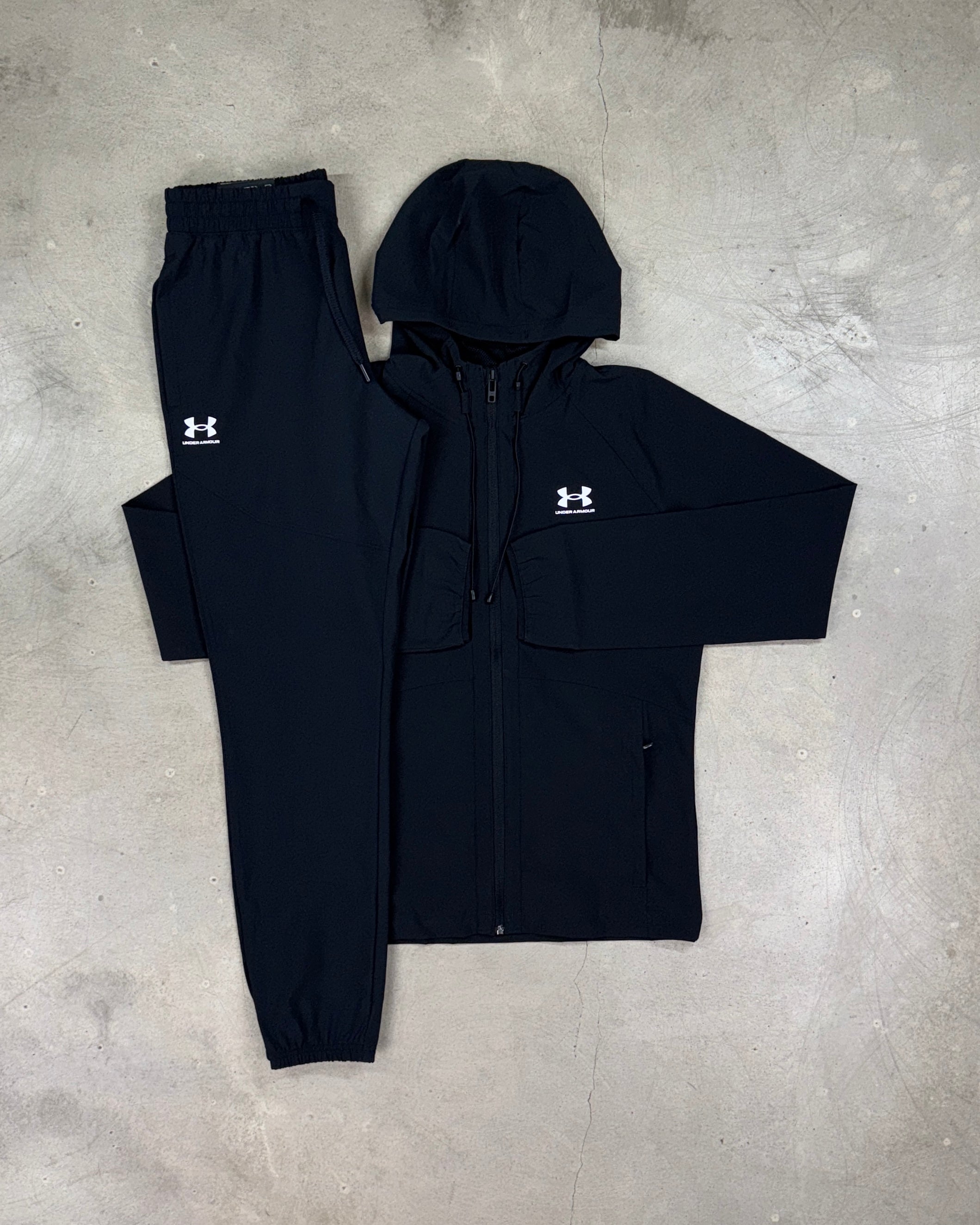 Under Armour - Stretch Woven Tracksuit - Black/White