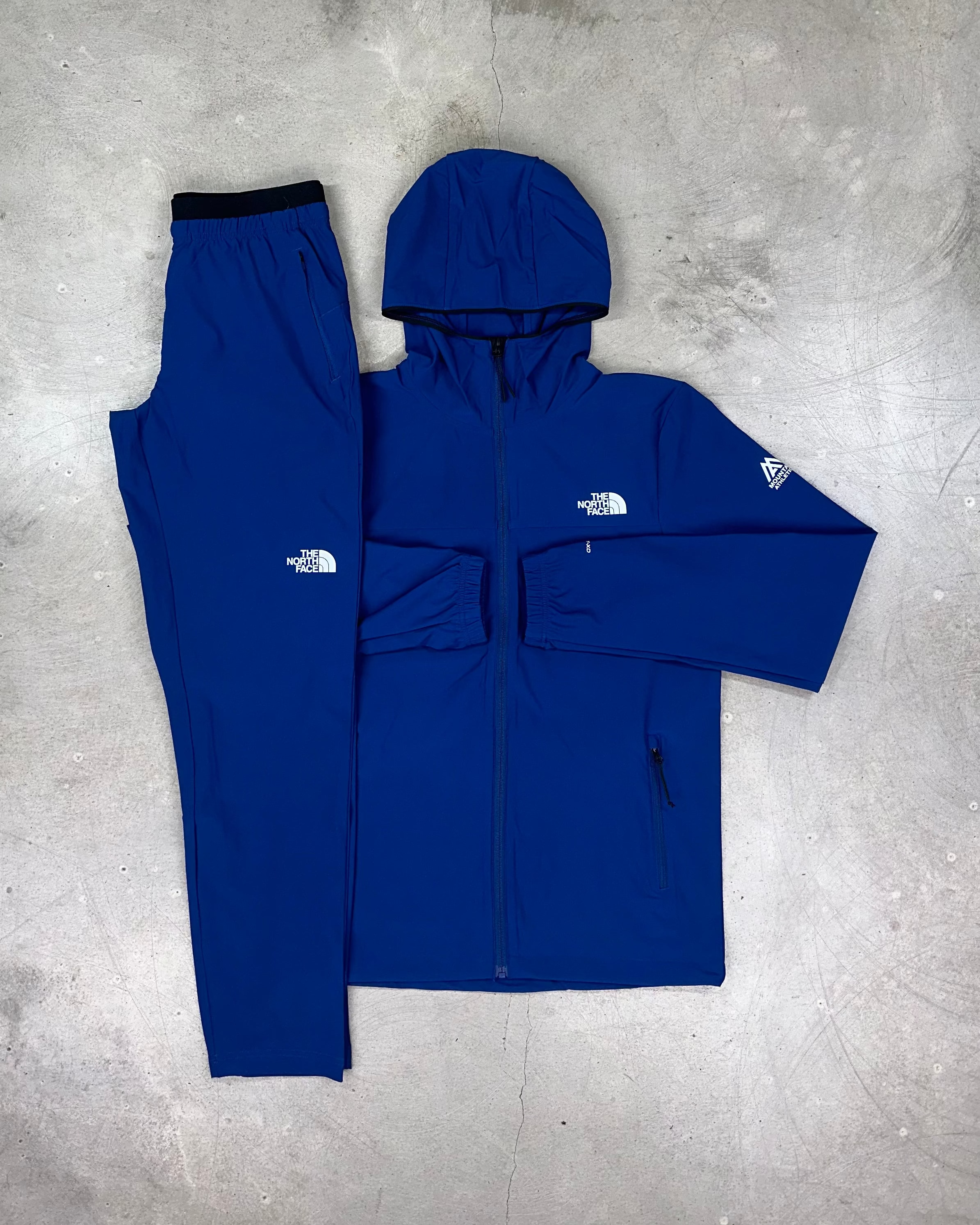 The North Face - Mountain Athletics 24/7 Woven Tracksuit - Estate Blue