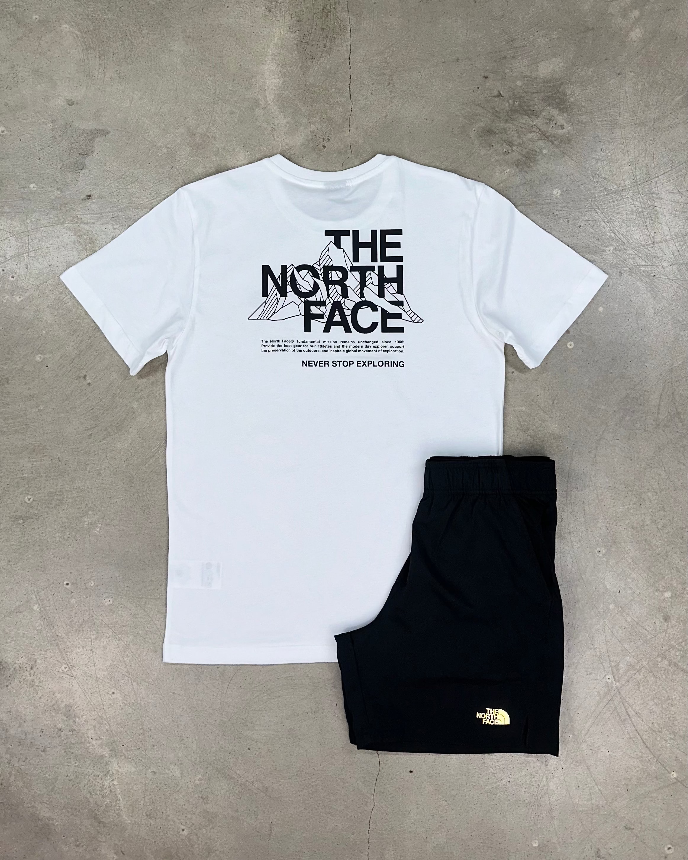 The North Face - Mountain Sketch Set - White/Black
